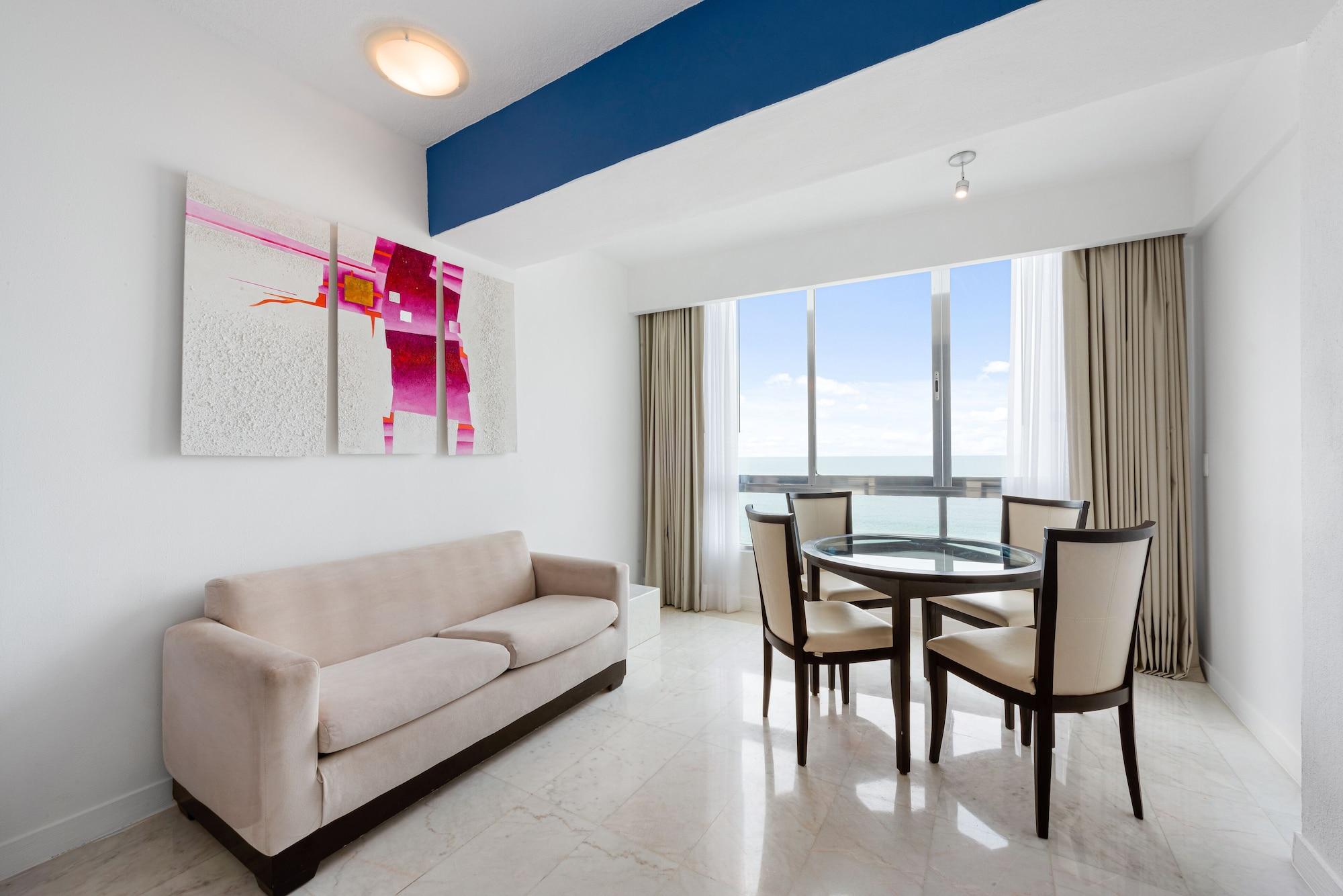 Park Royal Beach Mazatlan Exterior photo