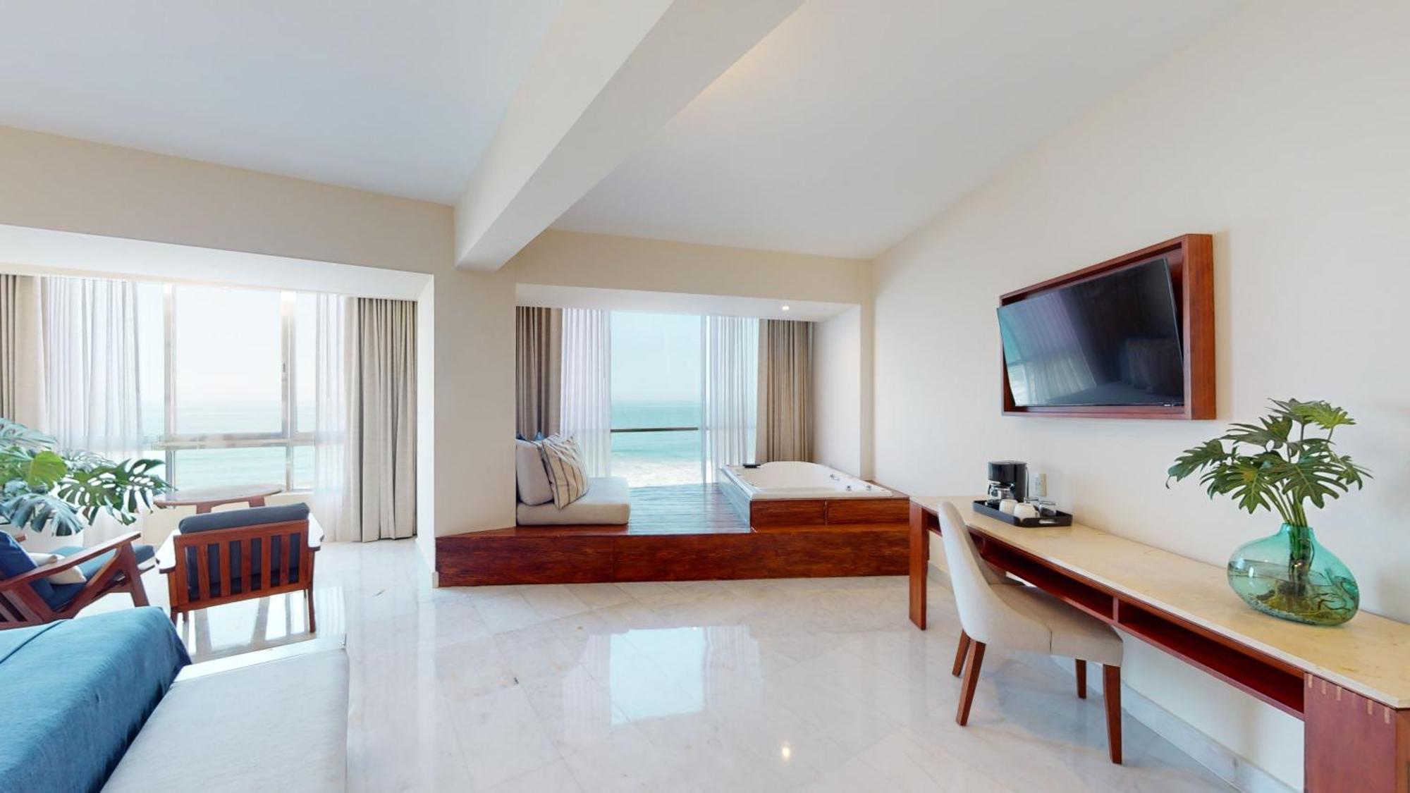 Park Royal Beach Mazatlan Exterior photo